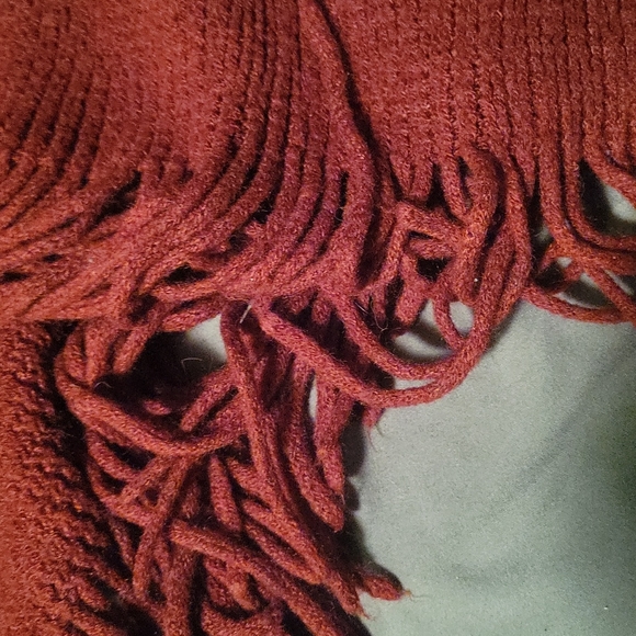 Shawl - Picture 3 of 4